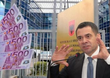 C’po ndodh sot në mbrëmje?! Agjentët e BKH kontrollojnë shtëpitë e Arben Ahmetaj…