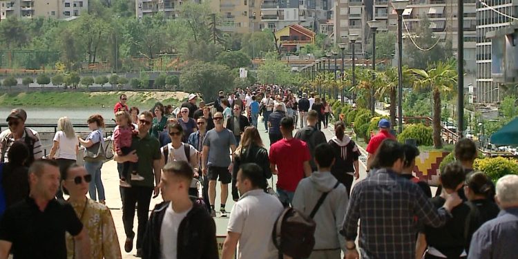 Sa jetojnë Shqiptarët? Ja ku pozicionohet vendi ynë në renditjen botërore, mesatarja…