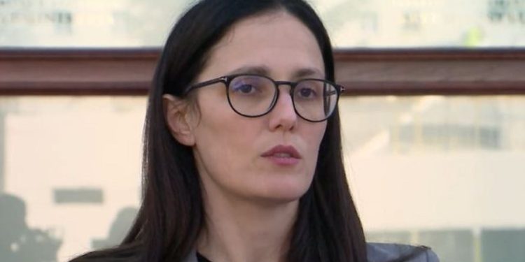 Kur do “shkrihet” Bordi i Karburanteve? Ja si përgjigjet ministrja Qeverisë Rama…