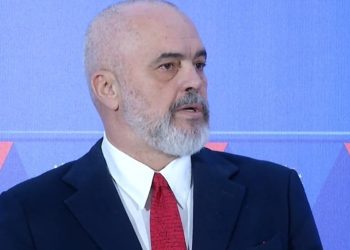 “Pranvera çel në zemrat tuaja”/ Rama e nis ndryshe ditën e sotme, ka një mesazh për…