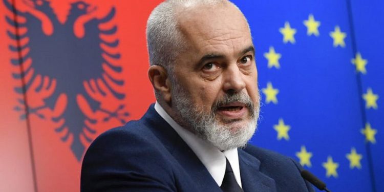 Kosova pa viza/ Kryeministri Rama kritik me BE: Po heqin njollën e turpit, hap…