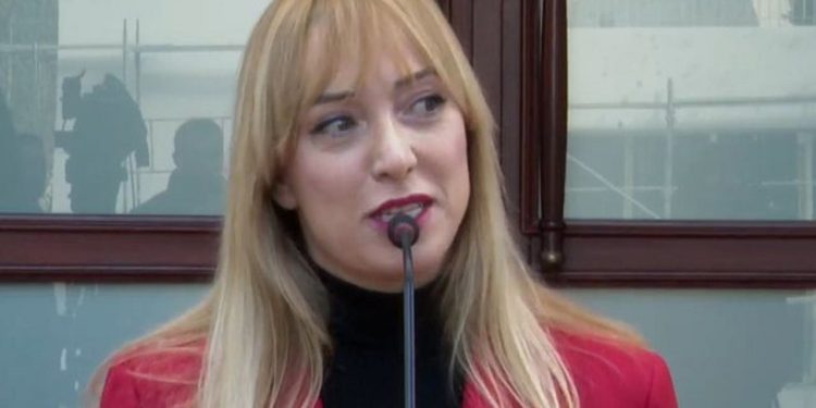 Qeveria jep mbështetje për bujqësinë, ministrja Krifca: Deri në 360 mijë lekë për…