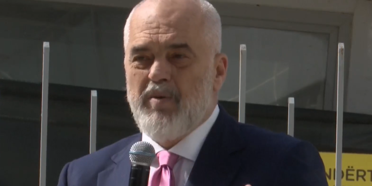“I vendosur”/ Rama paralajmëron kompanitë e ndërtimit: S’ka më leje ndërtimi për ata që…