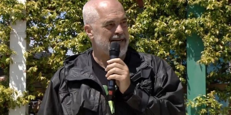 Rama: Unë jam katolik, gruaja myslimane, 2 fëmijët nga martesat e para janë ortodoks dhe Zaho…