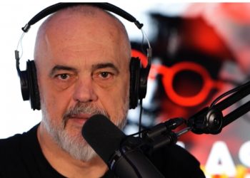 “Akoma nuk i kam kthyer përgjigje”/ Gazetari i njohur zbulon se Edi Rama i ka kërkuar që të…