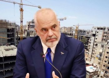 Rama paralajmëron ndërtuesit: “U japin punëtorëve nga 300 mijë lekë, s’ka më…