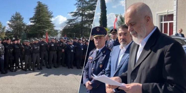Rama flet me vepra! Ndan lajmin e mirë me policët dhe zjarrfikësit, përfitojnë mbi 12 mijë…