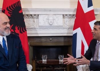 Pas vizitës së Ramës/ Punonjës bamirësie nga Anglia drejt Shqipërisë me “mision special”…