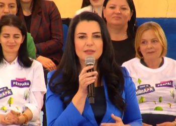 “Shqipëria është një grua e vuajtur”, Balluku nga Dibra: S’ka kohë për…