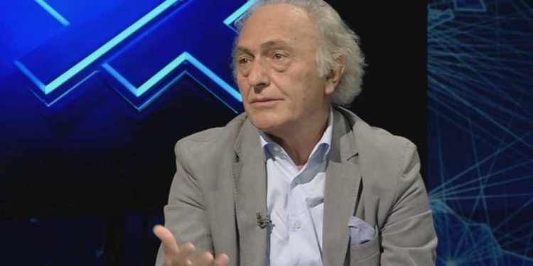 Frrok Çupi zbulon “lojën e fshehtë” mes Metës dhe Berishës: Është një shkelje e rëndë e…