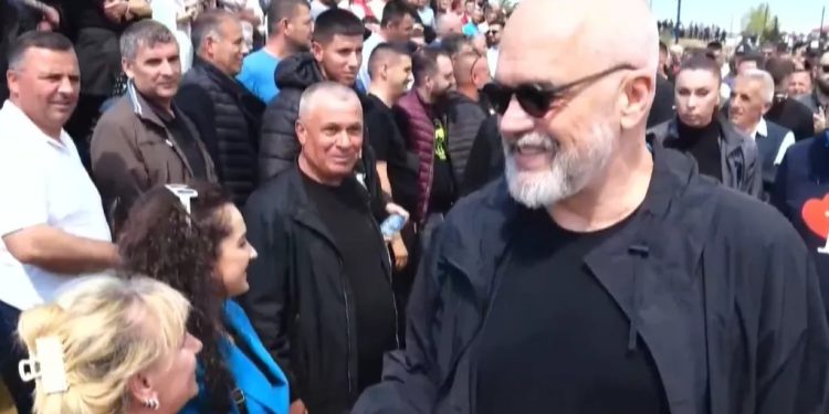 Rama kthehet në fushatë 5 ditë pas operacionit, kryeministri shfaqet sot me…