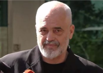 “Nuk krahasohem me “non gratat”/ Rama: Berisha, “zorrë qorre” që duhet përfundimisht që…