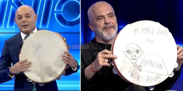 Fevziu e priti me dajre në emision, Edi Rama “ia kthen” dhe vizaton portretin e tij….