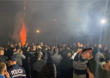 Garë e fortë deri në mesnatë! Socialistët FITOJNË një tjetër bashki, nis festa me fishekzjarre…