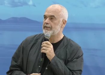“Shqipëria perlë e Mesdheut”/ Rama: E thotë gjiganti botëror, duke e renditur mes 12 vendeve…