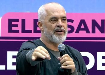 “Shteg i rrezikshëm!”/ Tensionet Serbi-Kosovë, Rama në mbrëmje reagon me urgjencë…