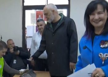 Voton kryeministri dhe Linda/ Rama i përgjigjet Berishës: Situatë e krijuar nga…