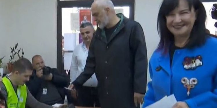 Voton kryeministri dhe Linda/ Rama i përgjigjet Berishës: Situatë e krijuar nga…
