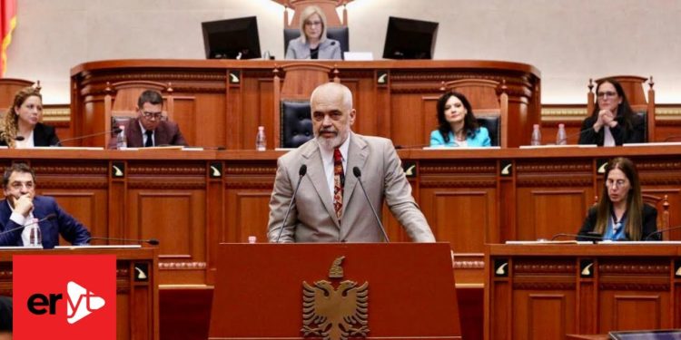 Financa i dha “OK” rritjes së pagave, ja sa do të shkojë rroga e deputetëve dhe ministrave…