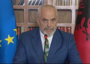 Tensionet Kosovë – Serbi/ Rama: Rrezikohet përplasja fatale e armatosur! Duhet që…