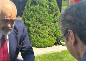 Tensionet Serbi-Kosovë/ Rama takim “kokë më kokë” me Vuçiç, çfarë pritet të sjellë…