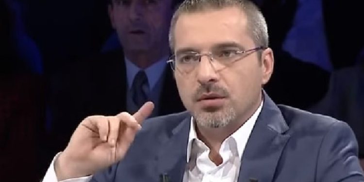 Avokati i njohur ‘nxjerr zbuluar’ drejtësinë me vendimin ndaj Tahirit: Lirimet para kohe…