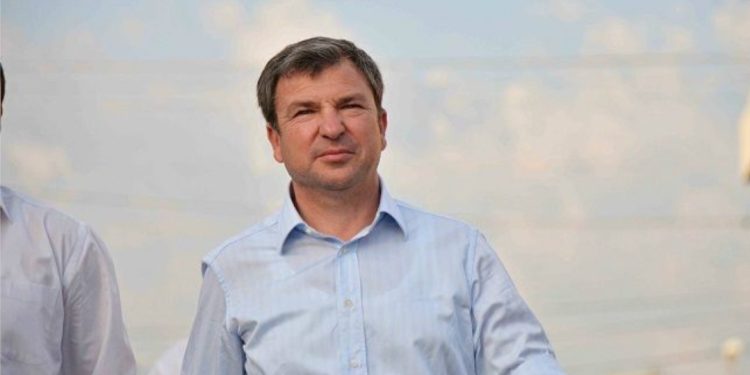 Deputeti i PS na habit me deklaratën për arrestimin e Vangjush Dakos: Më në fund…