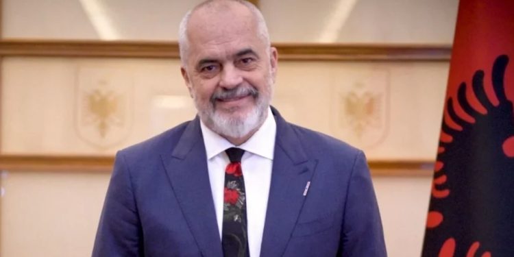 “Gati çerek shekulli”/ Rama që në mëngjes e nis ditën me reagim të fortë: Të dalim nga qorrsokaku…