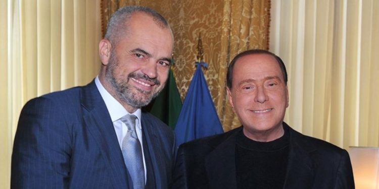 Sapo ndërroi jetë Berlusconi, REAGON për herë të parë Kryeministri Edi Rama…