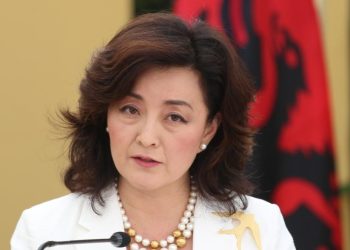 Shqiptarët, a do udhëtojnë pa viza drejt SHBA? Yuri Kim jep përgjigjen FANTASTIKE: Po tregojnë se…