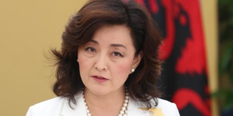 Shqiptarët, a do udhëtojnë pa viza drejt SHBA? Yuri Kim jep përgjigjen FANTASTIKE: Po tregojnë se…