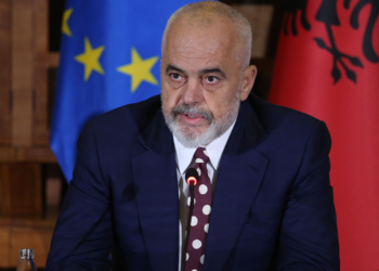 Rrëmbimi i 3 policëve në Kosovë/ REAGON Edi Rama: Mos i hidhni benzinë zjarrit! Serbia u bombardua….