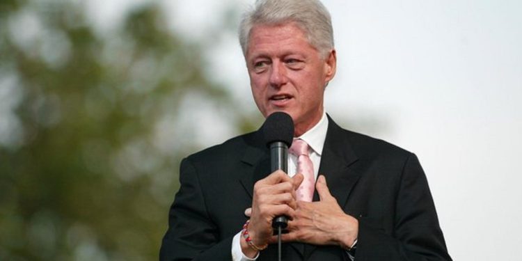 Avokati zbulon arsyen e fortë: Pse Bill Klinton shkon vetëm në Tiranë dhe jo në Kosovë…