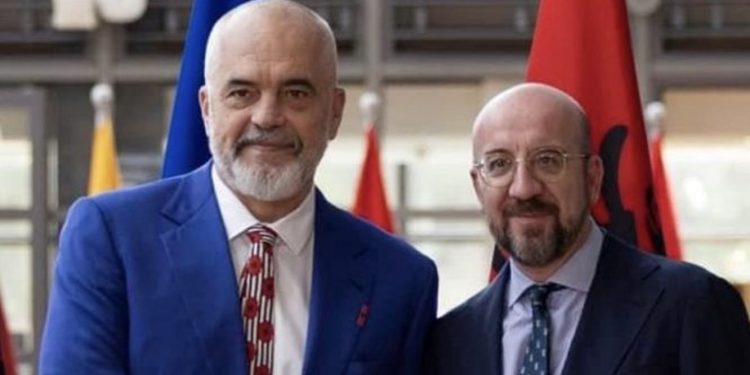 “Ky ishte lajm i mirë!”/ Rama pas takimit me zyrtarin e lartë të BE-së, ka një mesazh për…