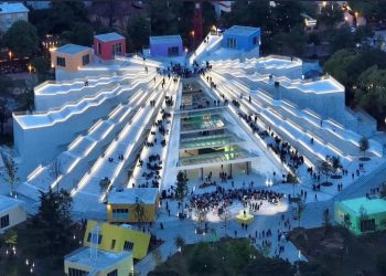 Transformimi i piramidës, gjiganti botëror promovon Tiranën si qytet model…