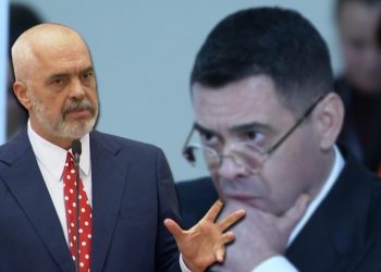 “Ahmetaj ka kaluar kontinentin e Europës”/ Gazetari zbulon çfarë po ndodh me ish-ministrin…