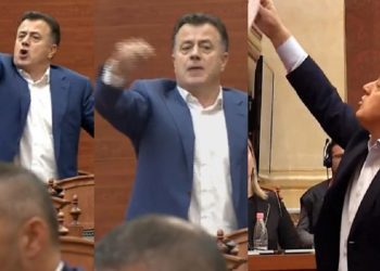 “Rama të japë dorëheqjen”/ Flamur Noka “shpërthen” keq: Qeveria rrëzohet direk…