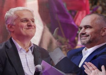 Pandeli Majko i “kërkon llogari” Drejtësisë së Re: “Pse arrestohen vetëm socialistët…