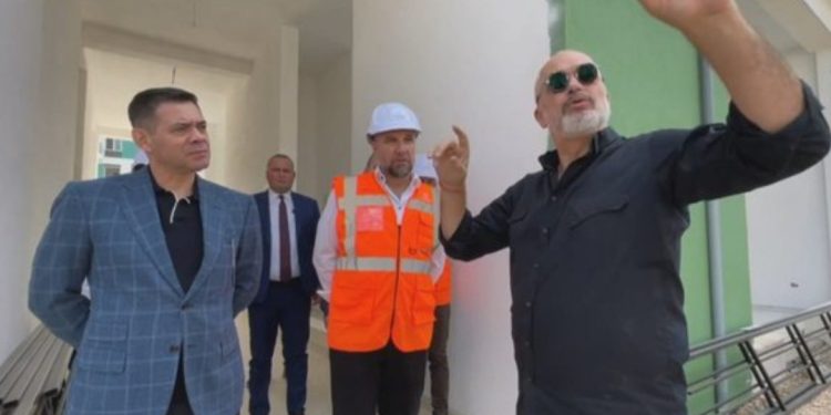 Liria e Arben Ahmetajt në “duart” e partisë, socialistët vendosin të…