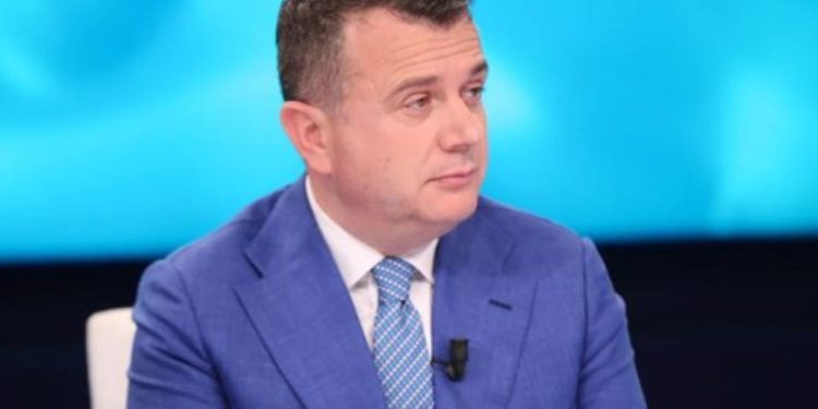 “Luftë sistematike”/ URDHRI I PARË i Taulant Ballës si ministër i Brendshëm, ia “vë syrin”…