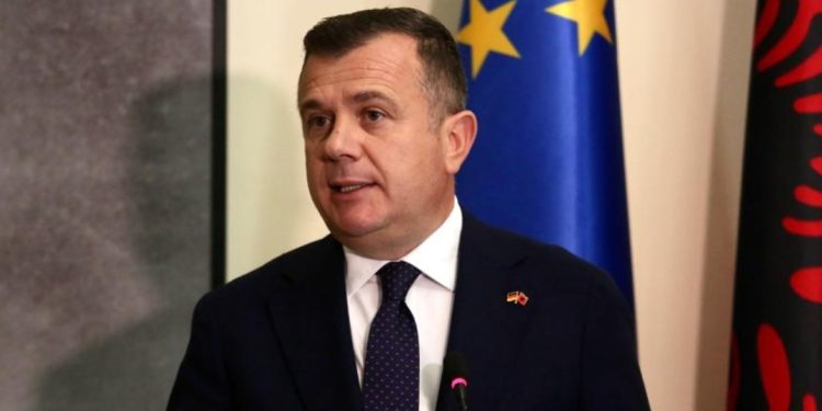 “Dënim ekzemplar me burg!”/ Ministri i Brendshëm jep paralajmërimin e fortë për…