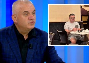 “Duke pirë kafe në…”/ Gazetari Artan Hoxha publikon FOTO-n e re të Ahmetajt: Ku ndodhet?