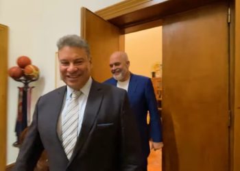 Kush e ka radhën?! Escobar paralajmëron ‘Non Grata’ të reja për korrupsion: Të…