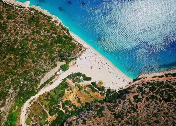 E bujshme/ Ky vend i Shqipërisë hyn në listën e plazheve më të mirë të botës…