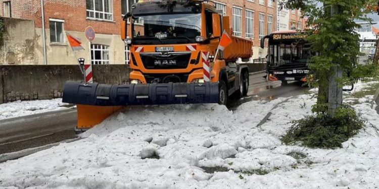 E pabesueshme! Çmenuria e motit kap kulmin, ky shtet i BE-së “zbardhet” në mes verës…
