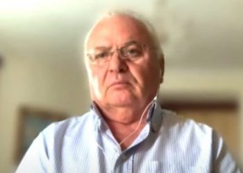 “Momenti ta heqim lekun nga Shqipëria”/ Biznesmeni paralajmëron: “I trembem një cunami…