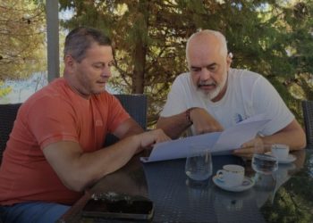 Rama: Ky kryebashkiak po e kthen qytetin Shqiptar në “Spanjën e vogël”…