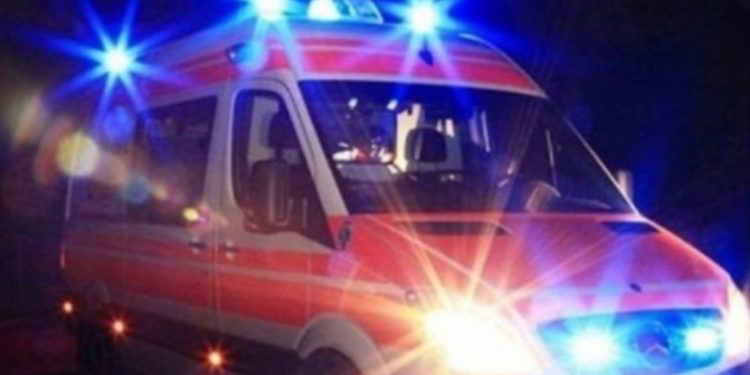 LAJM I FUNDIT – Gëlltiti metadon, foshnja niset me urgjencë drejt Tiranës