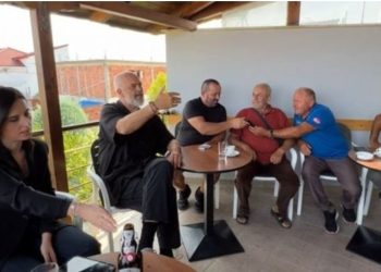 Ulet për të pirë kafe/ Rama përballet me demokratët: Hajde mo këtu! Komenti epik nga…
