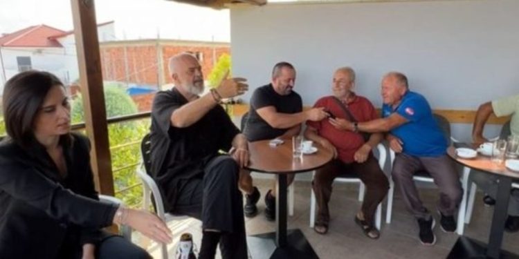 Ulet për të pirë kafe/ Rama përballet me demokratët: Hajde mo këtu! Komenti epik nga…